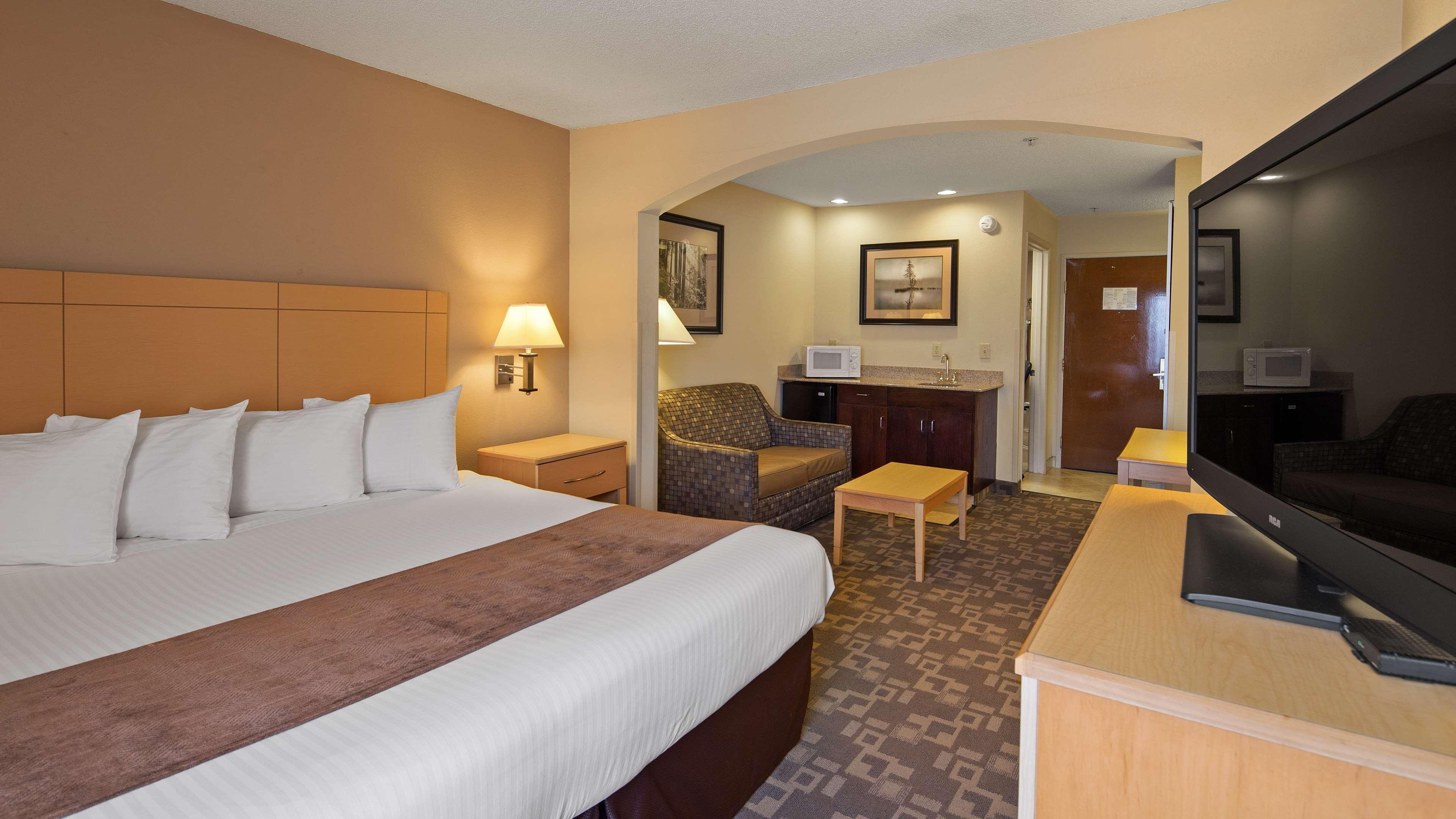 Surestay Plus Hotel By Best Western Roanoke Rapids I-95 Oda fotoğraf