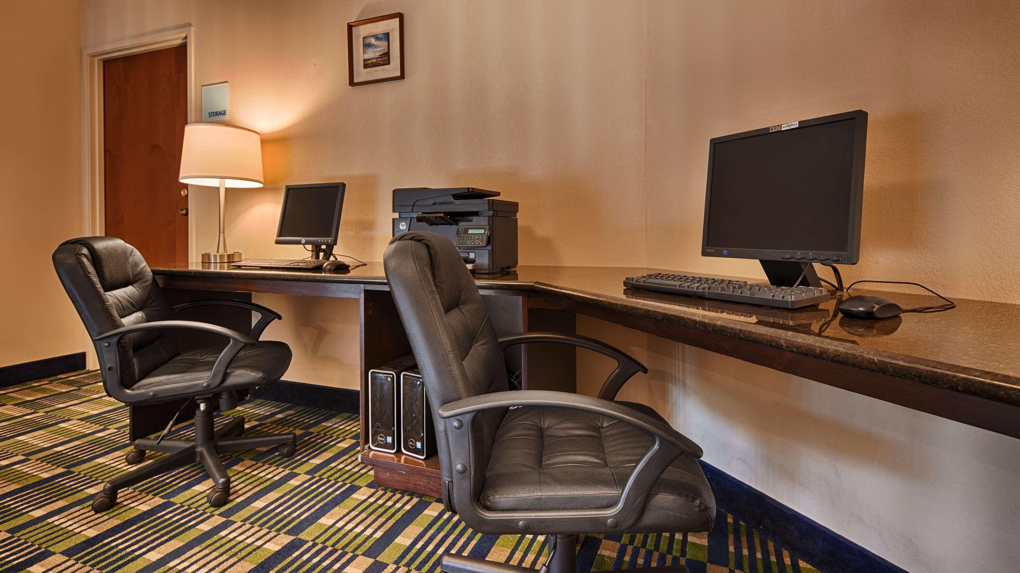 Surestay Plus Hotel By Best Western Roanoke Rapids I-95 Konforlar fotoğraf